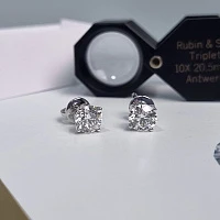 Украшение GIA  Серьги С Бриллиантами 1,00 G/Vs1; 1,00 G/Vs2   