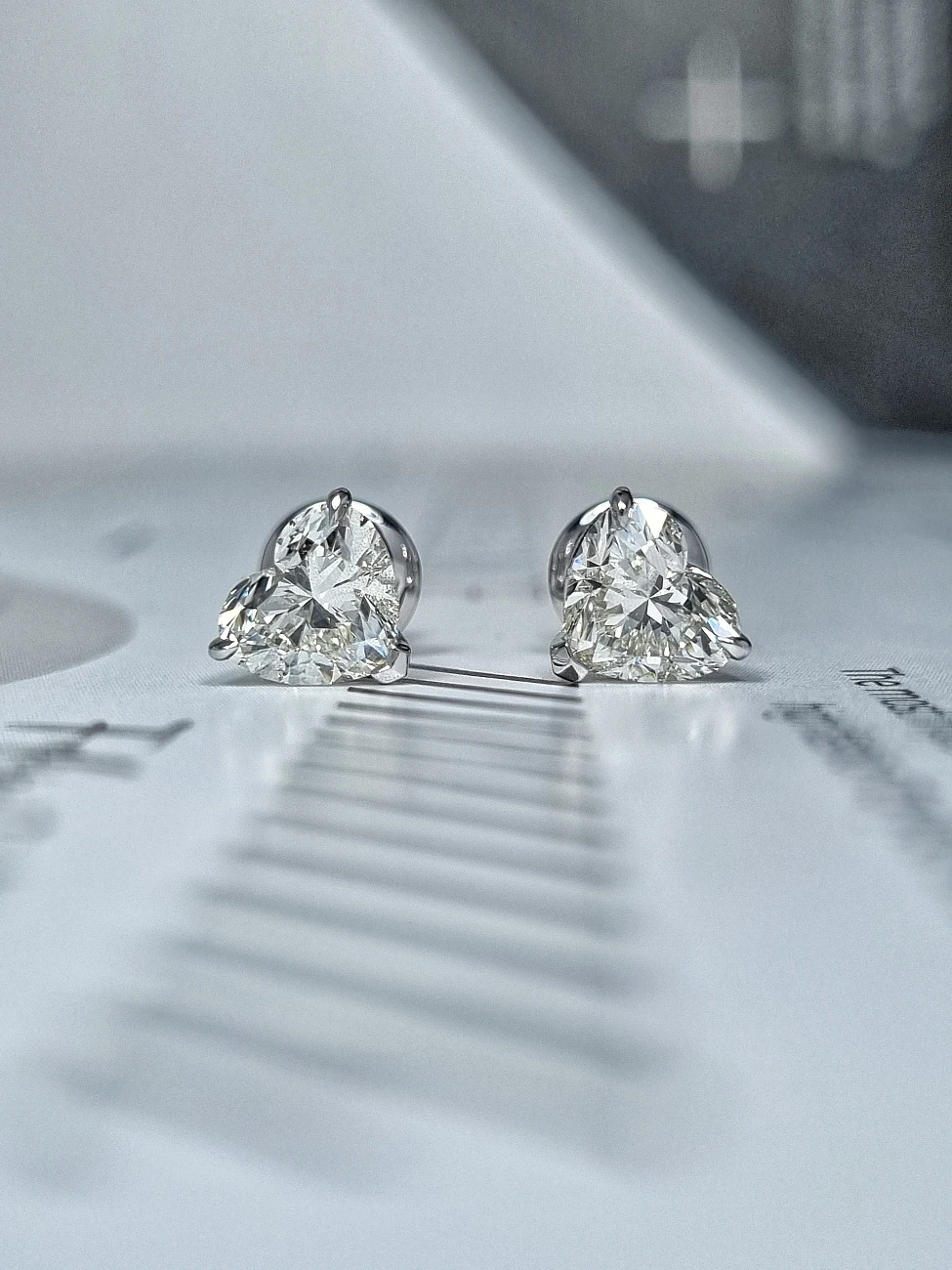 Украшение GIA  Серьги с бриллиантами 0,90/0,90 ct. K/VVS1   