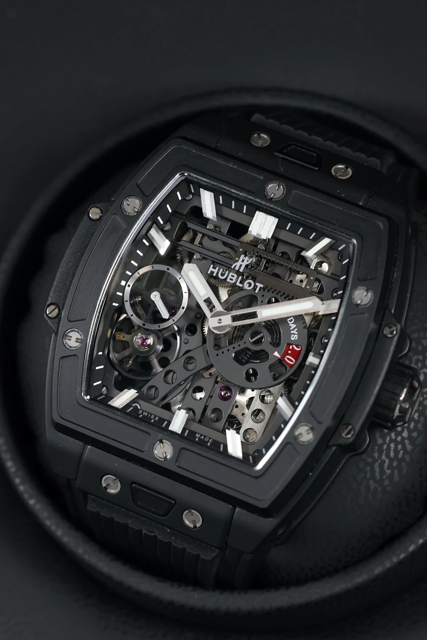 Часы Hublot  Spirit Of Big Bang Meca-10 Black Magic  614.CI.1170.RX