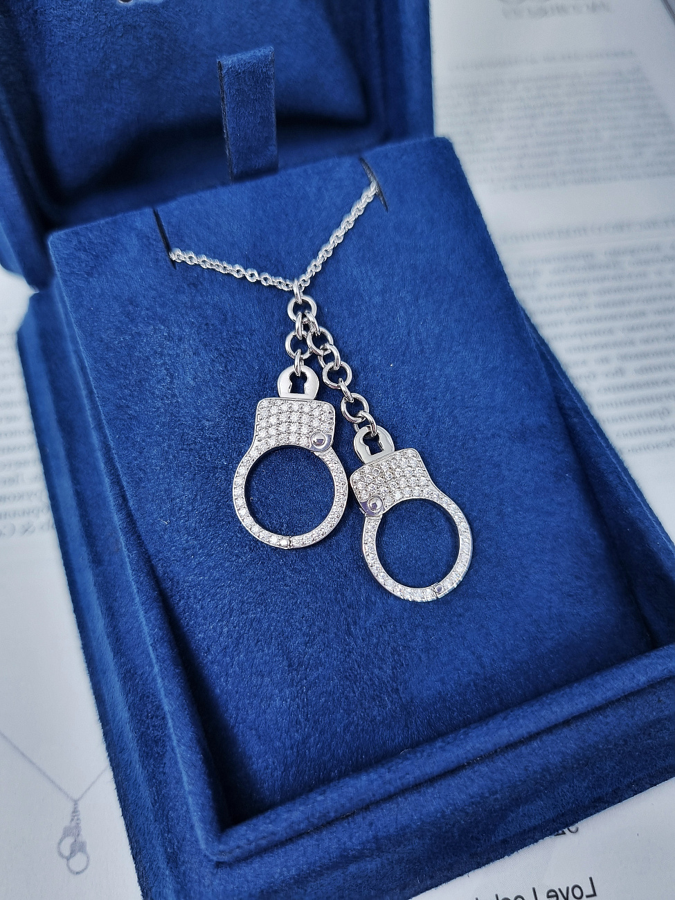 Украшение Jacob & Co  Love Lockdown Diamond Cuff Necklace  92457692 