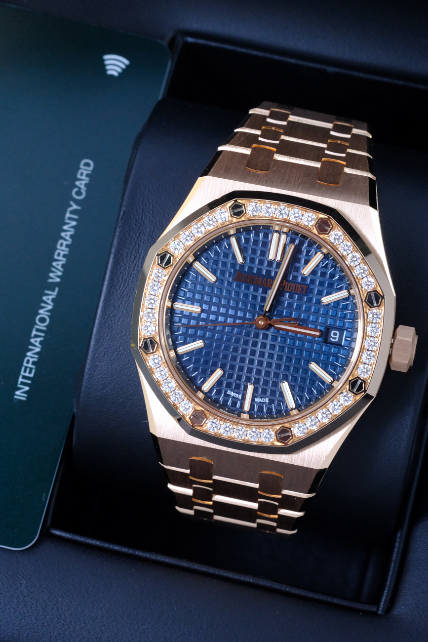 Audemars Piguet в наличии в Москве в &quot;Мануфактуре&quot;! 