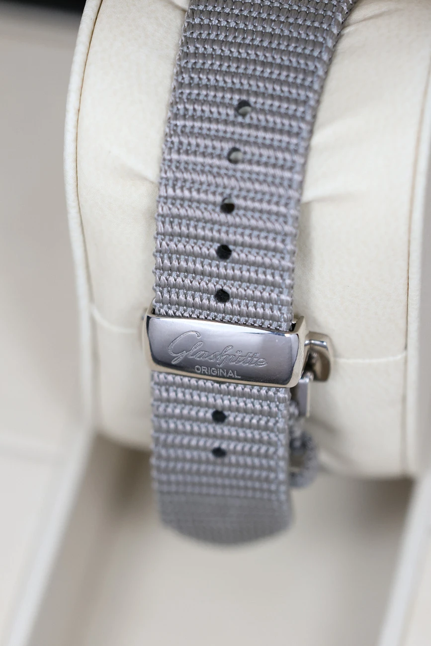 Часы Glashutte  Glashutte Panoinverse Xl White Gold  66-01-04-04-05