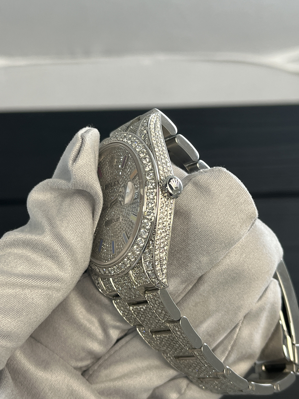 Часы Rolex  Datejust Ii Full Pave Iced Out Diamonds  126300 FIX