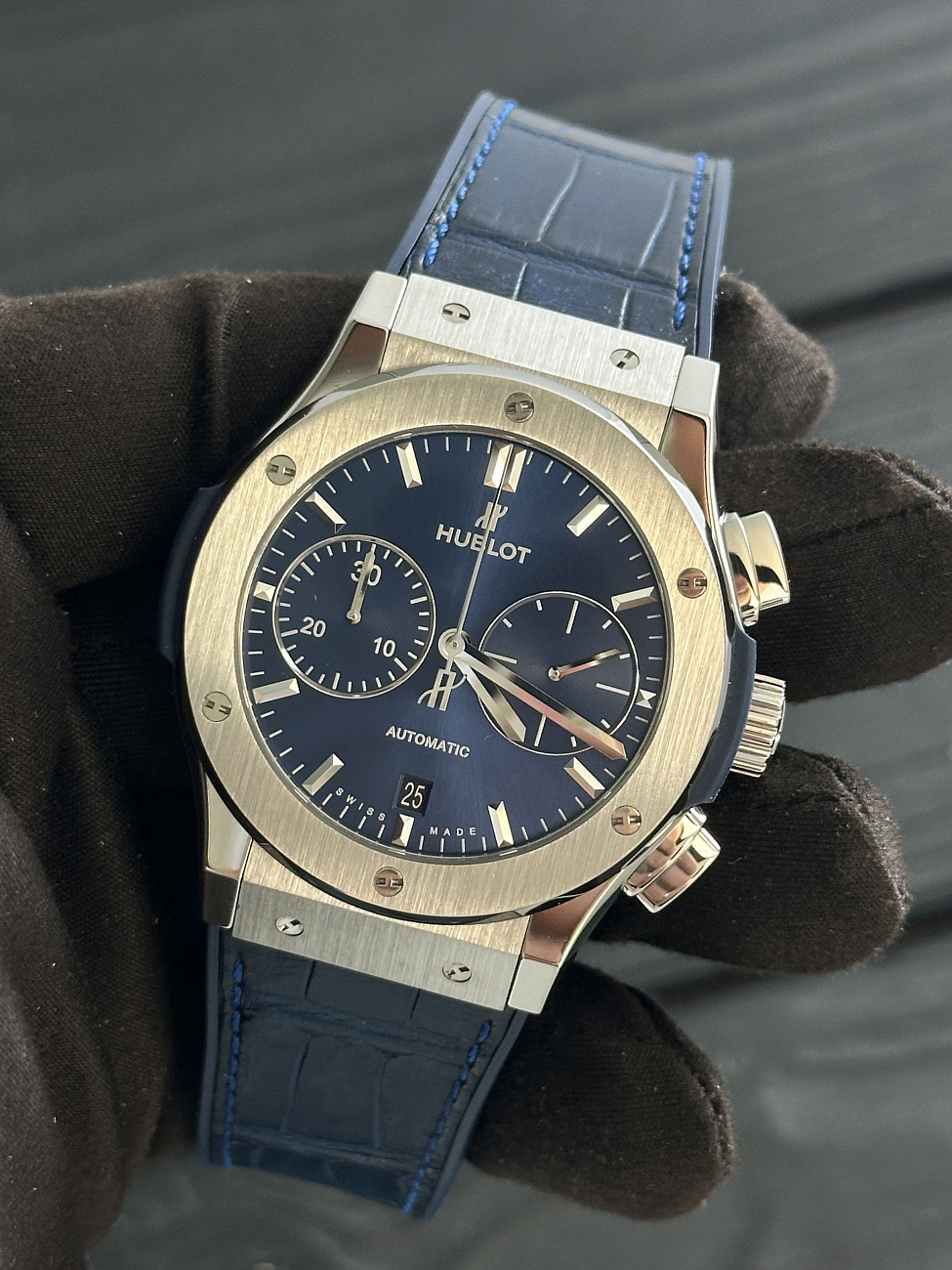 Часы Hublot  Classic Fusion Chronograph Titanium Blue 45 Mm  521.NX.7170.LR