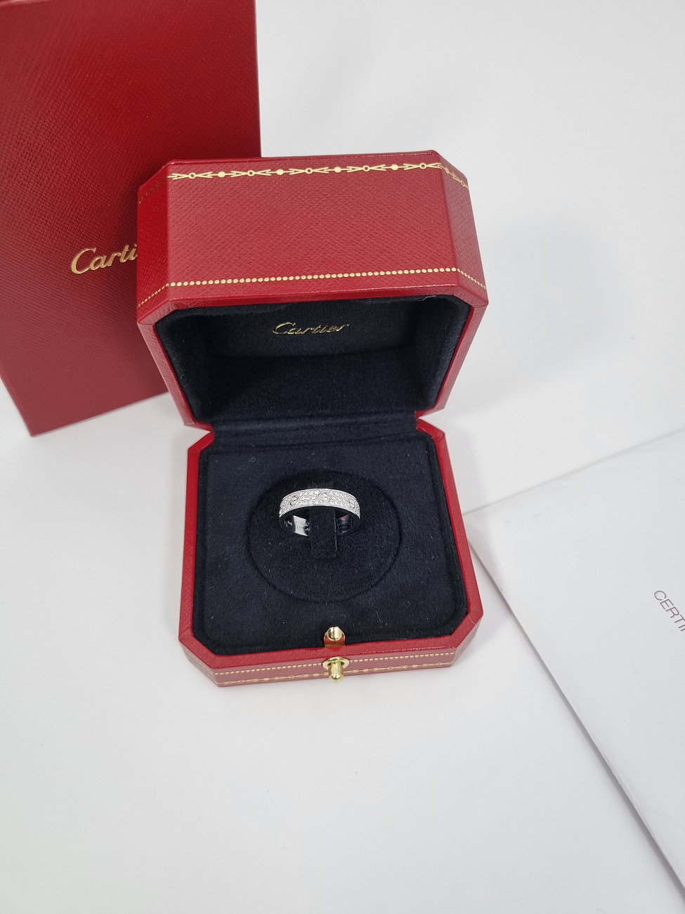 Украшение Cartier  Love Wedding Band, Diamond-Paved  B4083400 