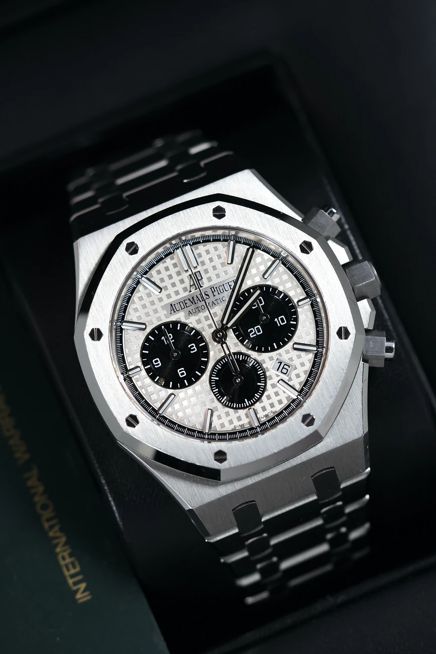 Часы Audemars Piguet  Royal Oak Chronograph 41Mm White Panda Dial  26331ST.OO.1220ST.03