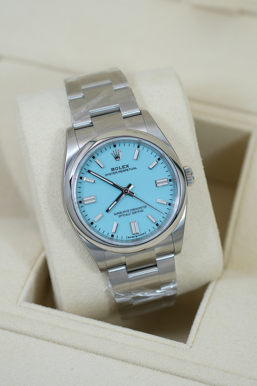 Часы Rolex  Oyster Perpetual 36Mm Tiffany Dial  126000