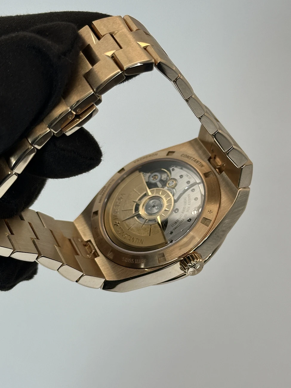 Часы Vacheron Constantin  Overseas Automatic Date Rose Gold Blue Dial 41 Mm  4500V/110R-B705
