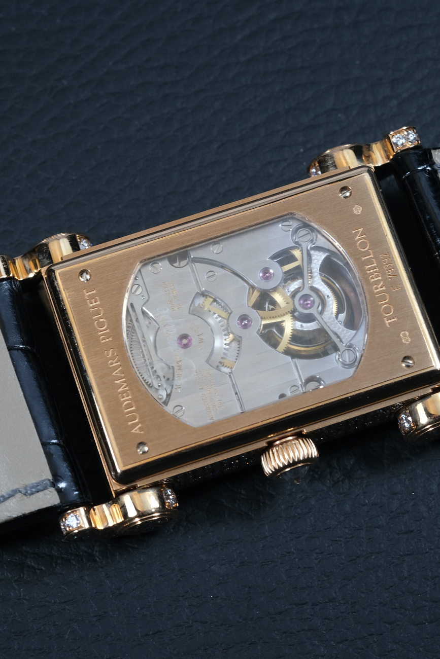 Audemars Piguet в наличии в Москве в &quot;Мануфактуре&quot;! 