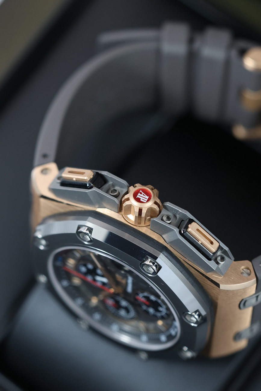 Часы Audemars Piguet  Royal Oak Offshore Michael Schumacher Rose Gold Titanium Limited Edition  26568OM.OO.A004CA.01