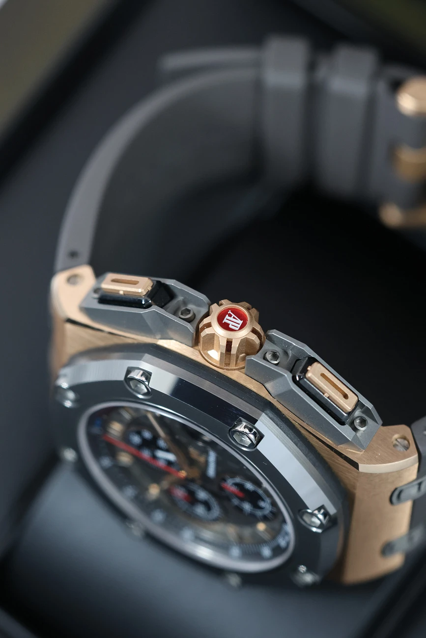 Часы Audemars Piguet  Royal Oak Offshore Michael Schumacher Rose Gold Titanium Limited Edition  26568OM.OO.A004CA.01