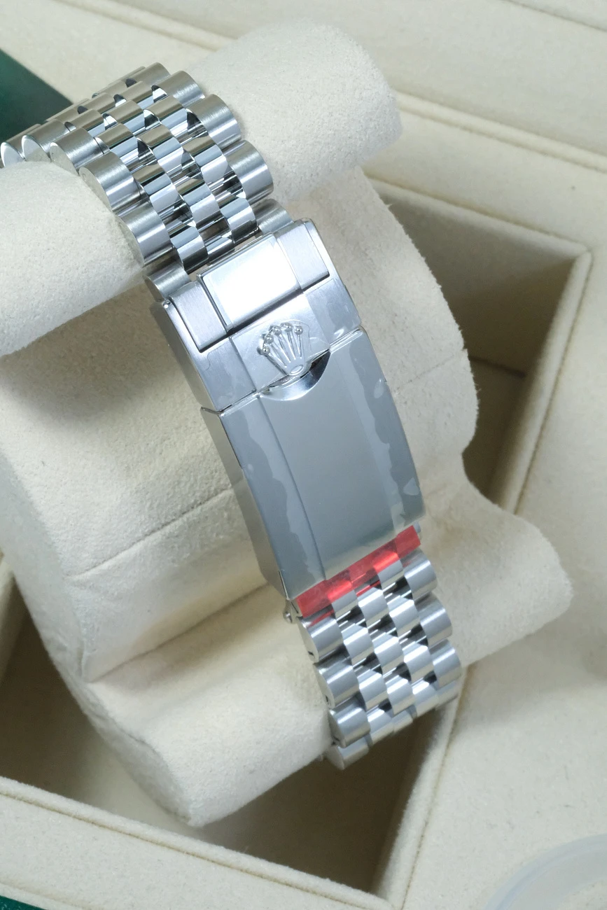 Часы Rolex  Gmt-Master Ii Batman  126710BLNR