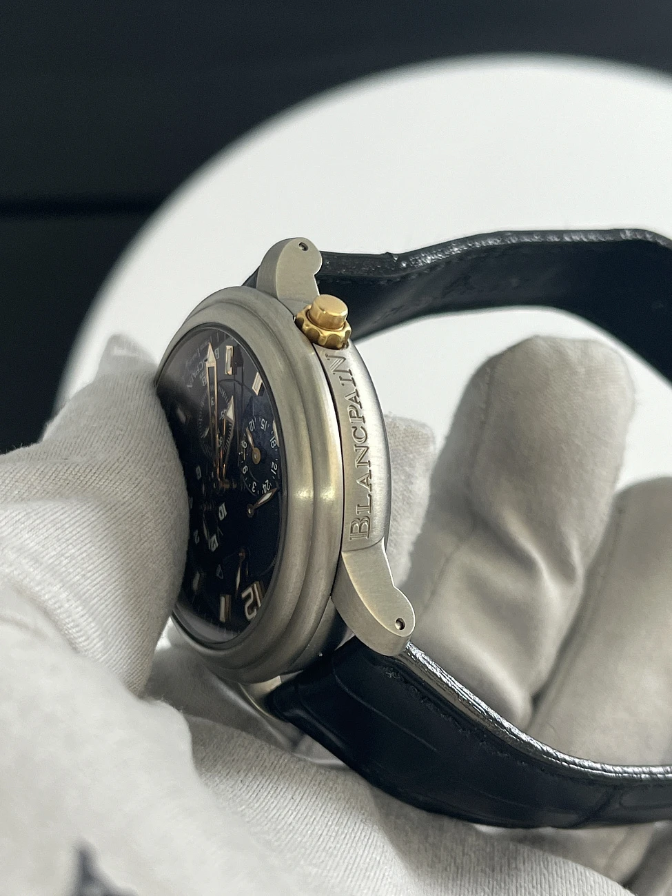 Часы Blancpain  Reveil Alarm Gmt New  2041-12A30-64B
