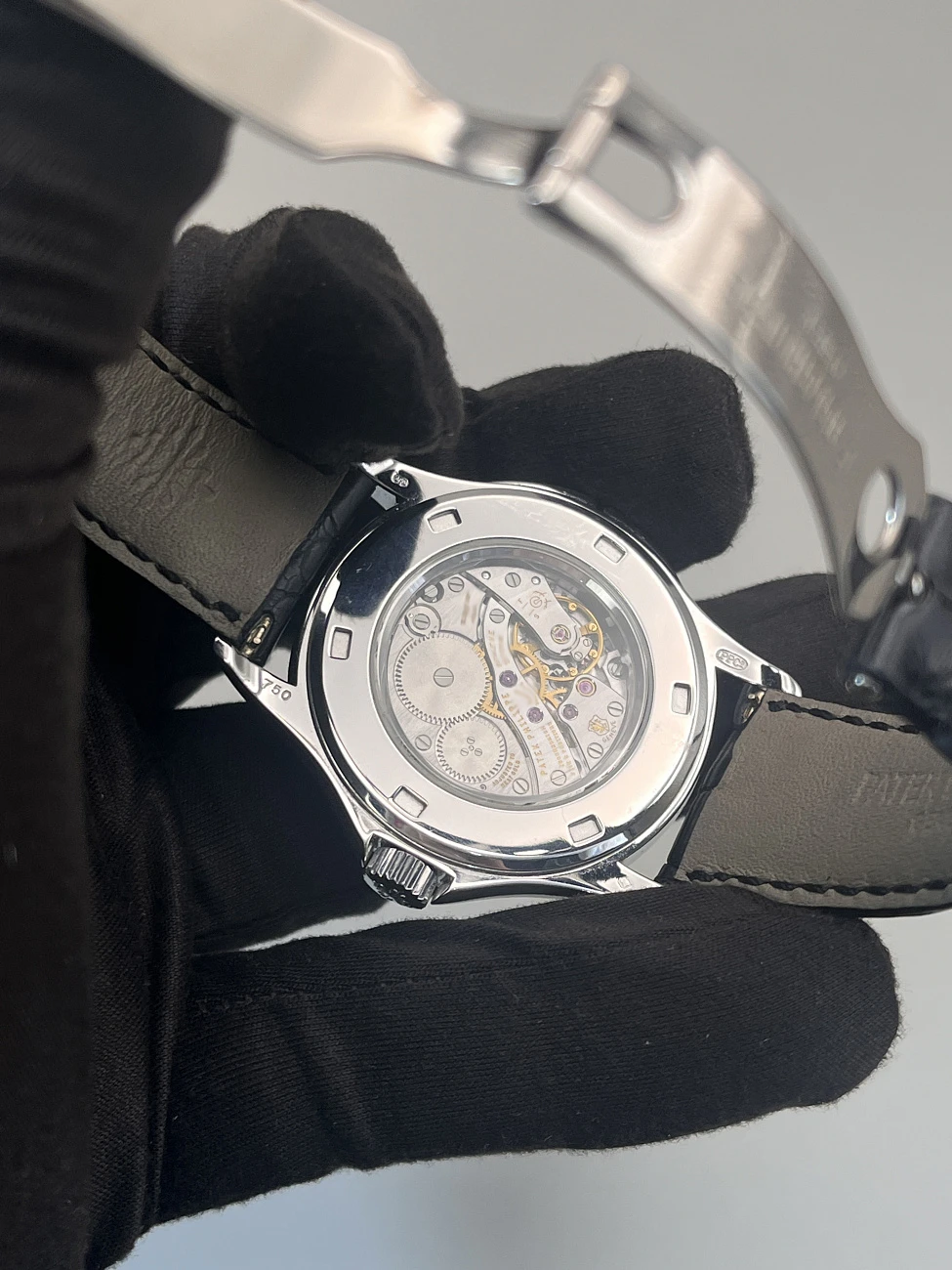 Часы Patek Philippe  Calatrava Travel Time White Gold  5134G