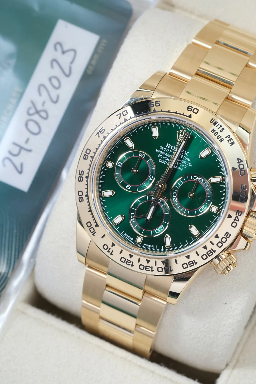 Часы Rolex  Cosmograph Daytona 40Mm Yellow Gold Green Dial  116508-0013