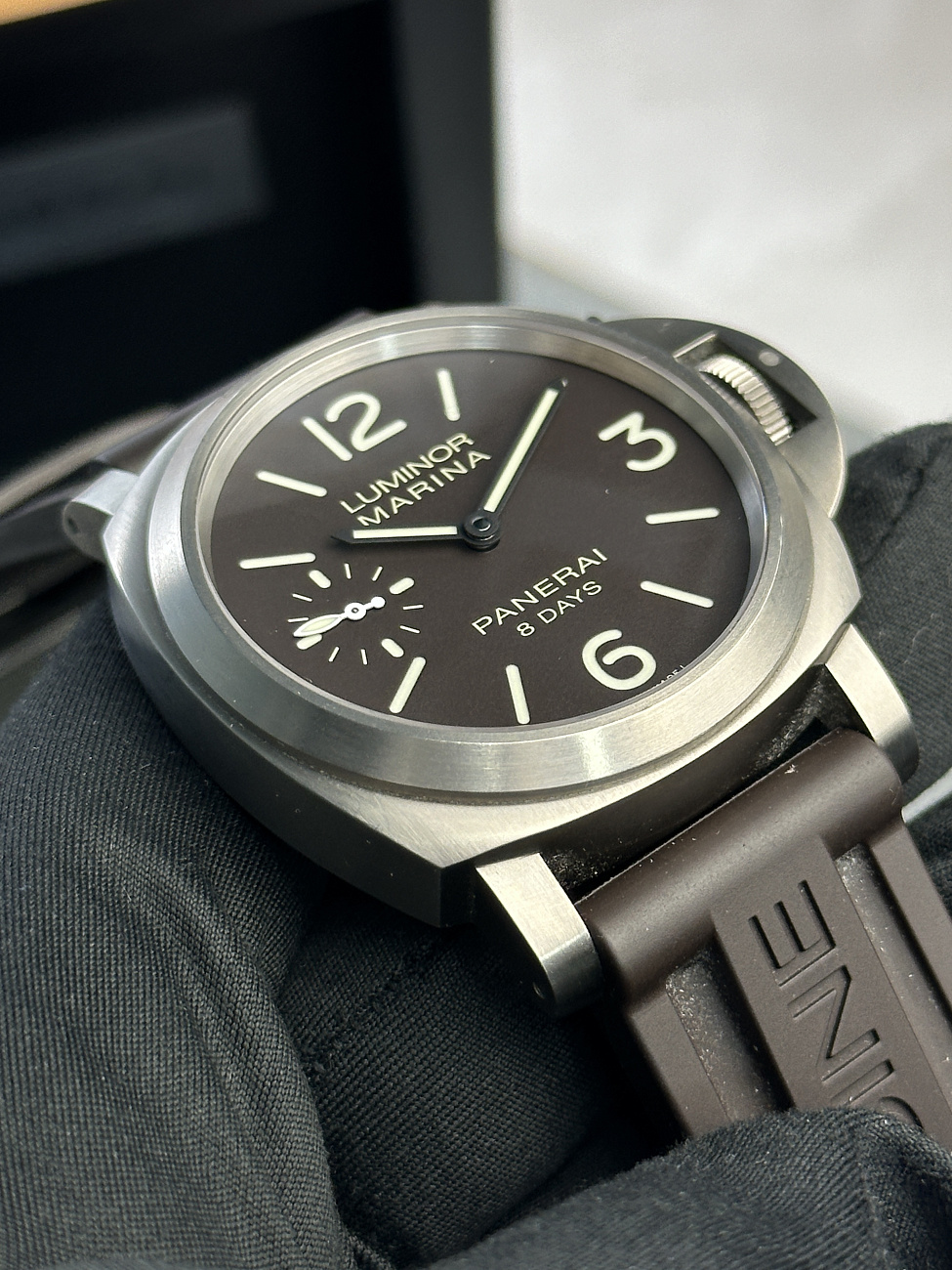 Часы Panerai  Luminor Marina 8 Days  PAM00564