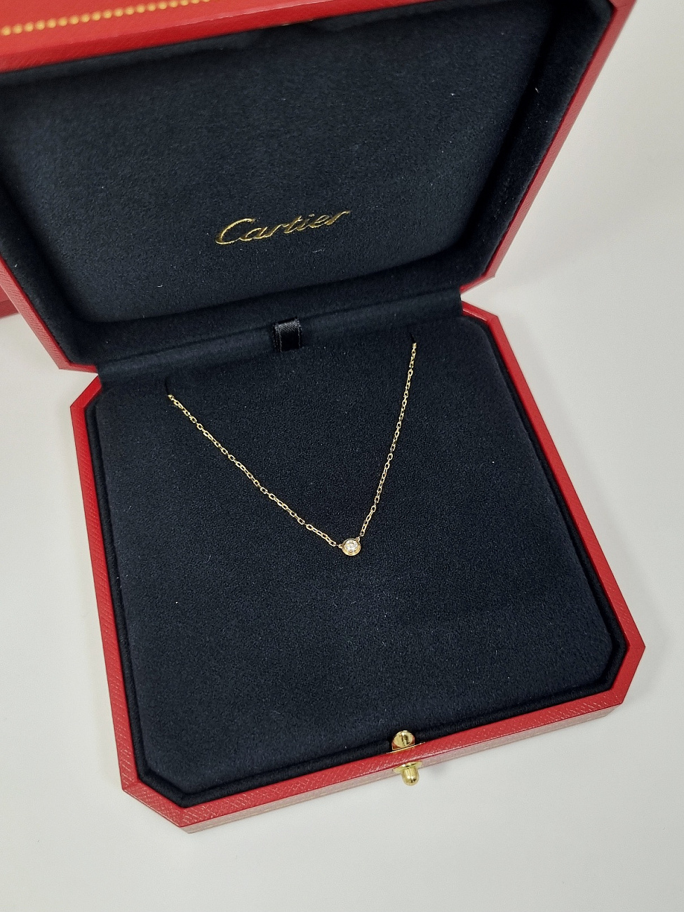 Украшение Cartier  D'amour Necklace, Small Model, Yg  B7215800 