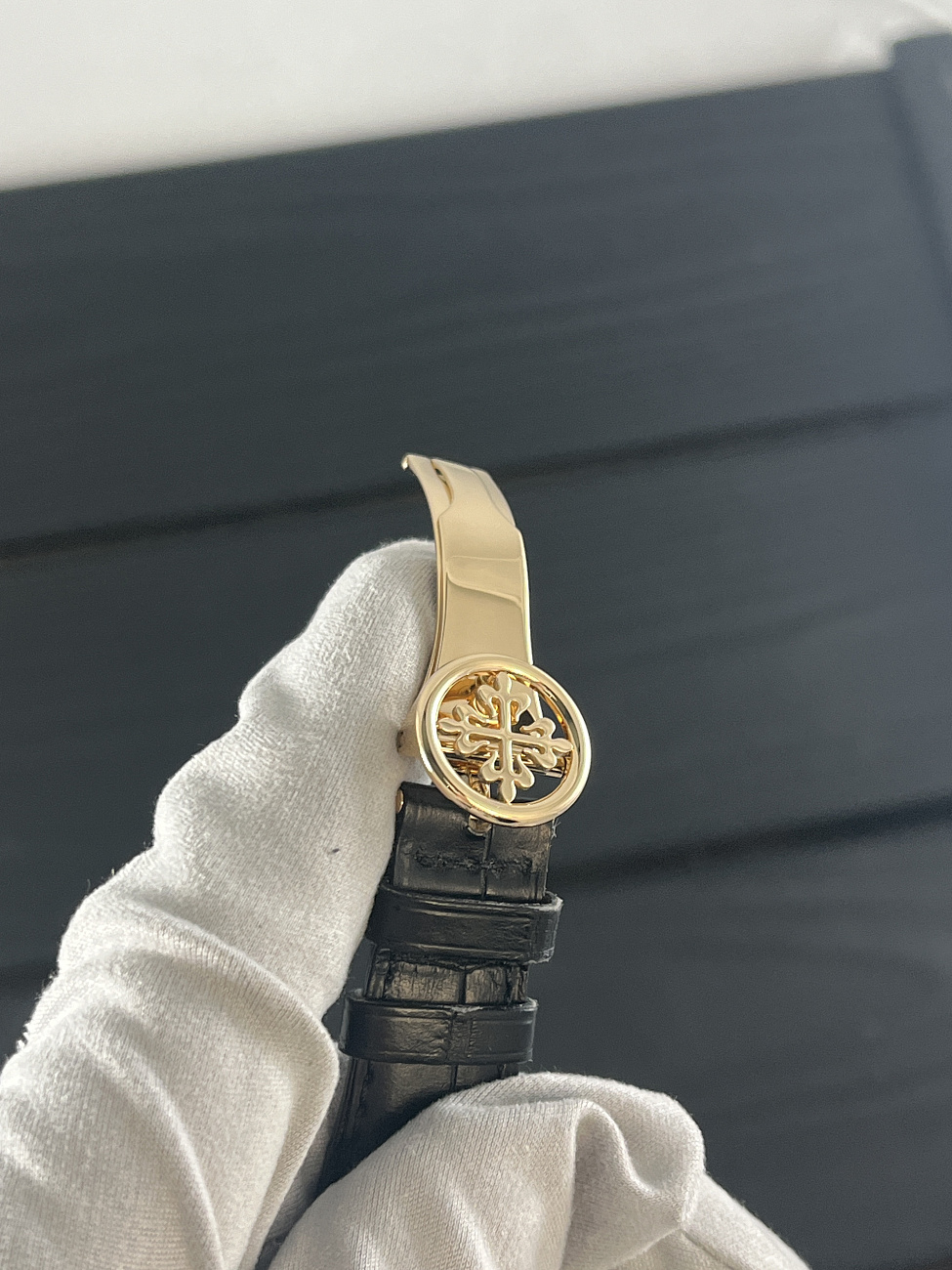 Часы Patek Philippe  Calatrava Travel Time Rose Gold  5134R