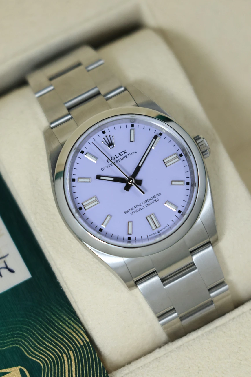 Часы Rolex  Perpetual 36 Stainless Steel Lavander Dial  126000