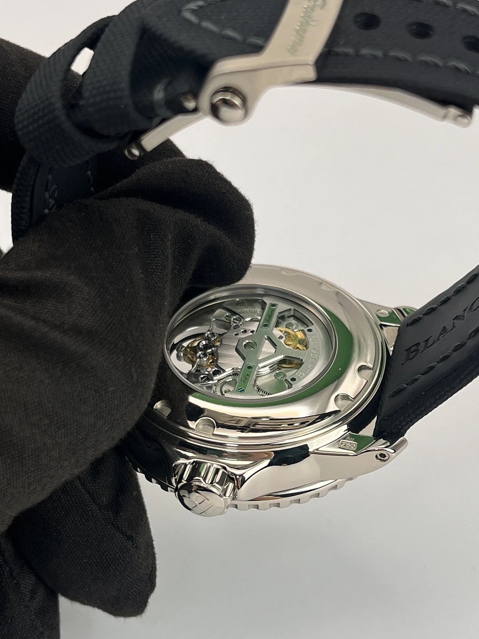 Часы Blancpain  Fifty Fathoms Tourbillon 8 Jours White Gold  5025-1530-52A