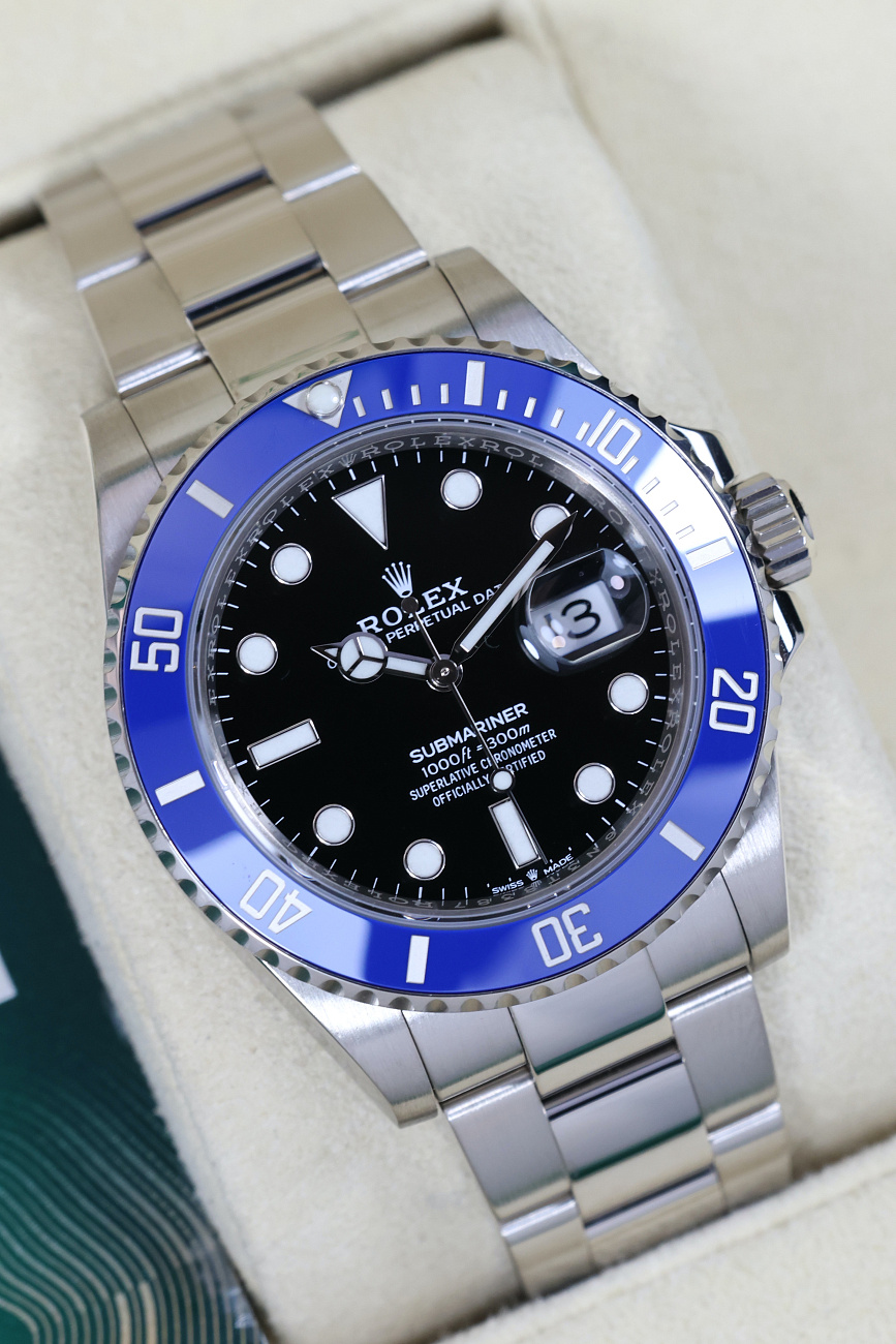 Часы Rolex  Oyster Perpetual White Gold Submariner Date  126619LB