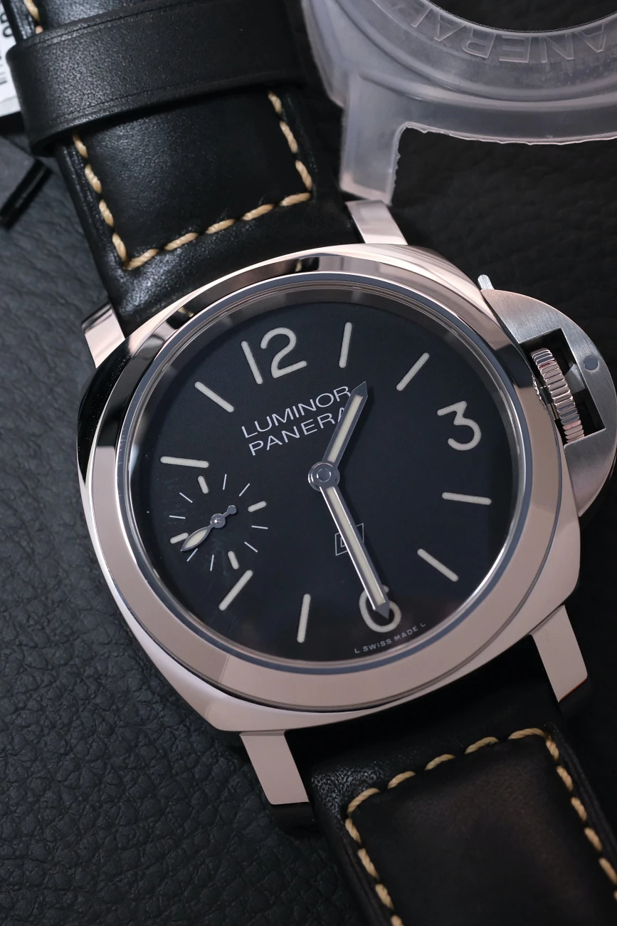 Часы Panerai  Luminor Logo 44 Mm Steel  PAM01084