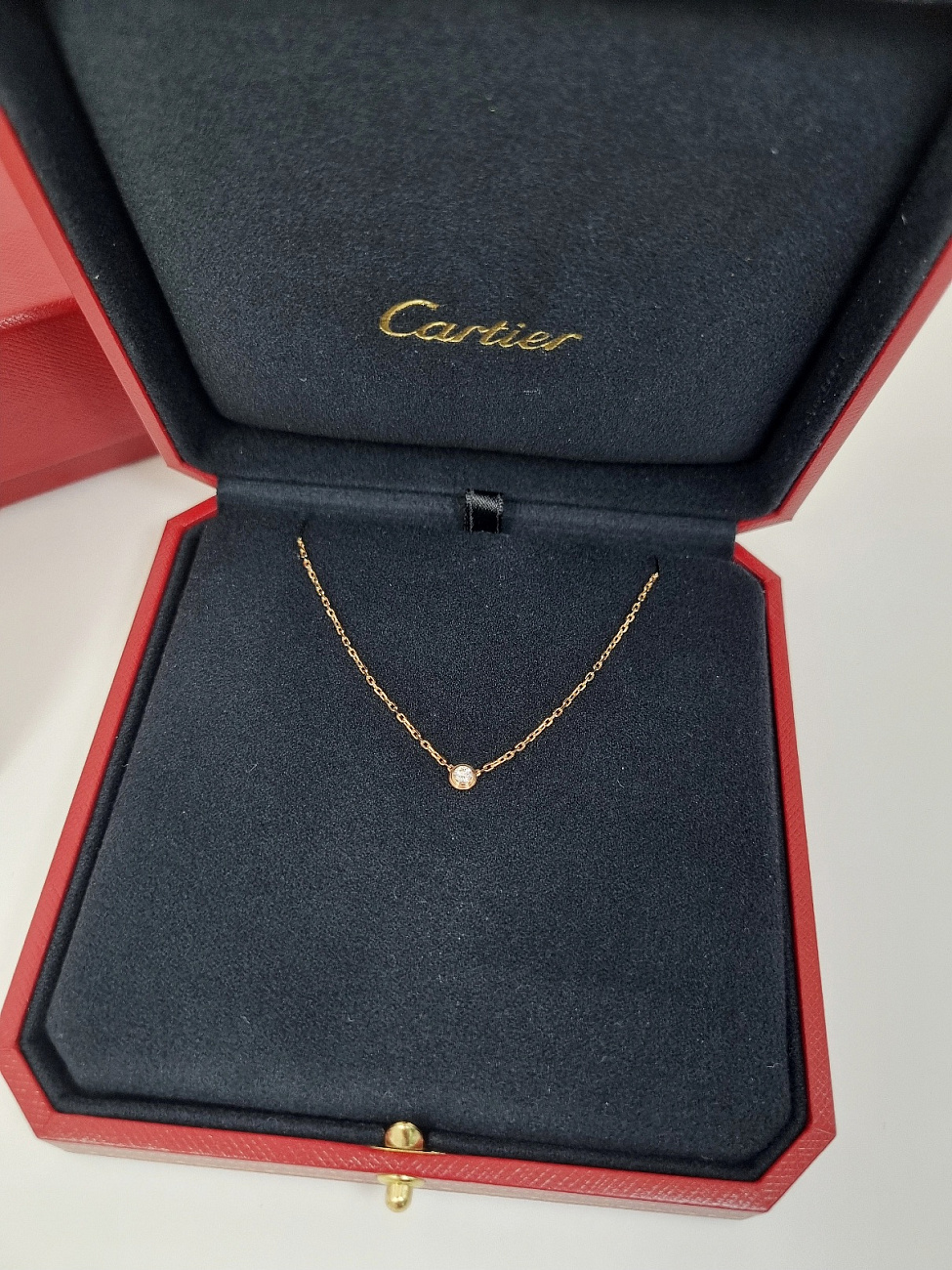 Украшение Cartier  D'amour Necklace, Small Model, Rg  B7215700 