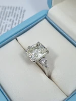 Украшение No Name  Кольцо С Бриллиантом 5,62 Ct. M/Vs2   