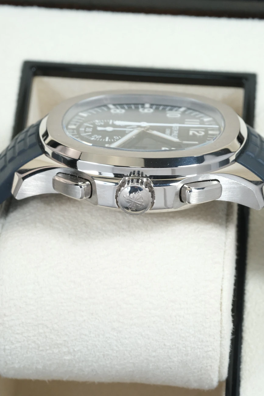 Часы Patek Philippe  Aquanaut Chronograph White Gold Blue  5968G-001