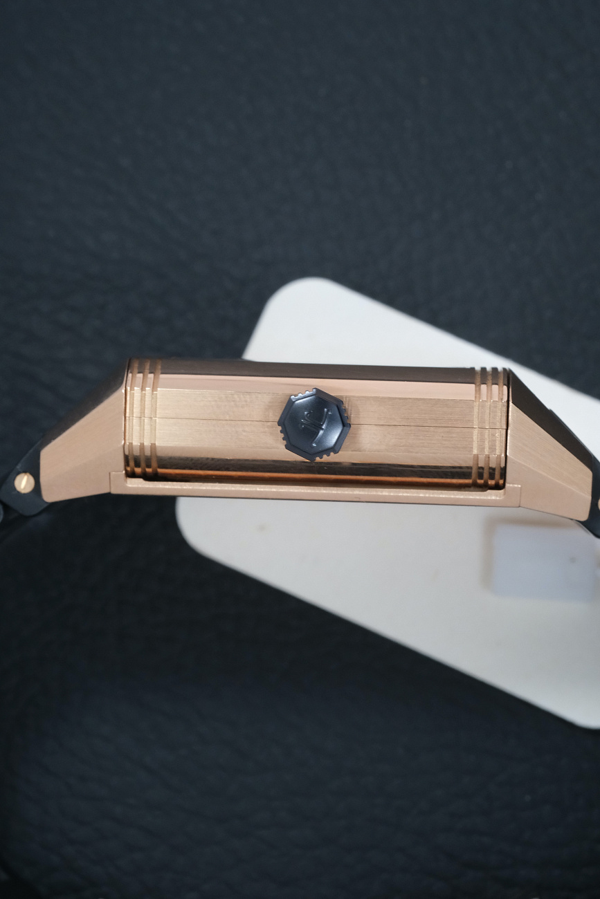 Часы Jaeger-LeCoultre  Reverso Hometime Black  Q7002672