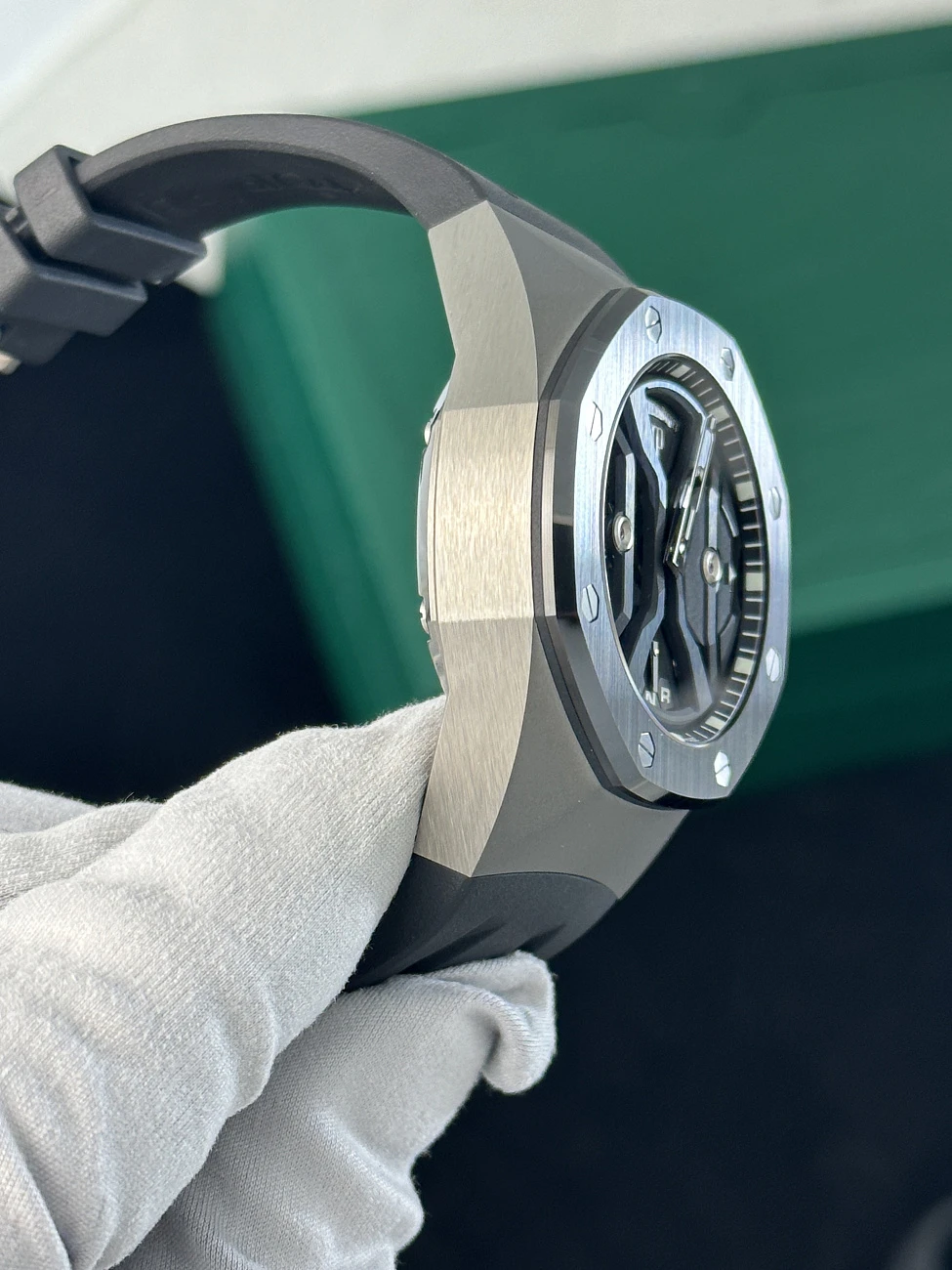 Часы Audemars Piguet  Royal Oak Concept Gmt Tourbillon 44 Mm  26560IO.OO.D002CA.01