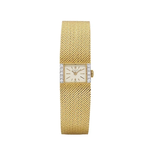 Часы Patek Philippe  Yellow Gold Diamond Bezel Vintage Ladies Watch  3319/1