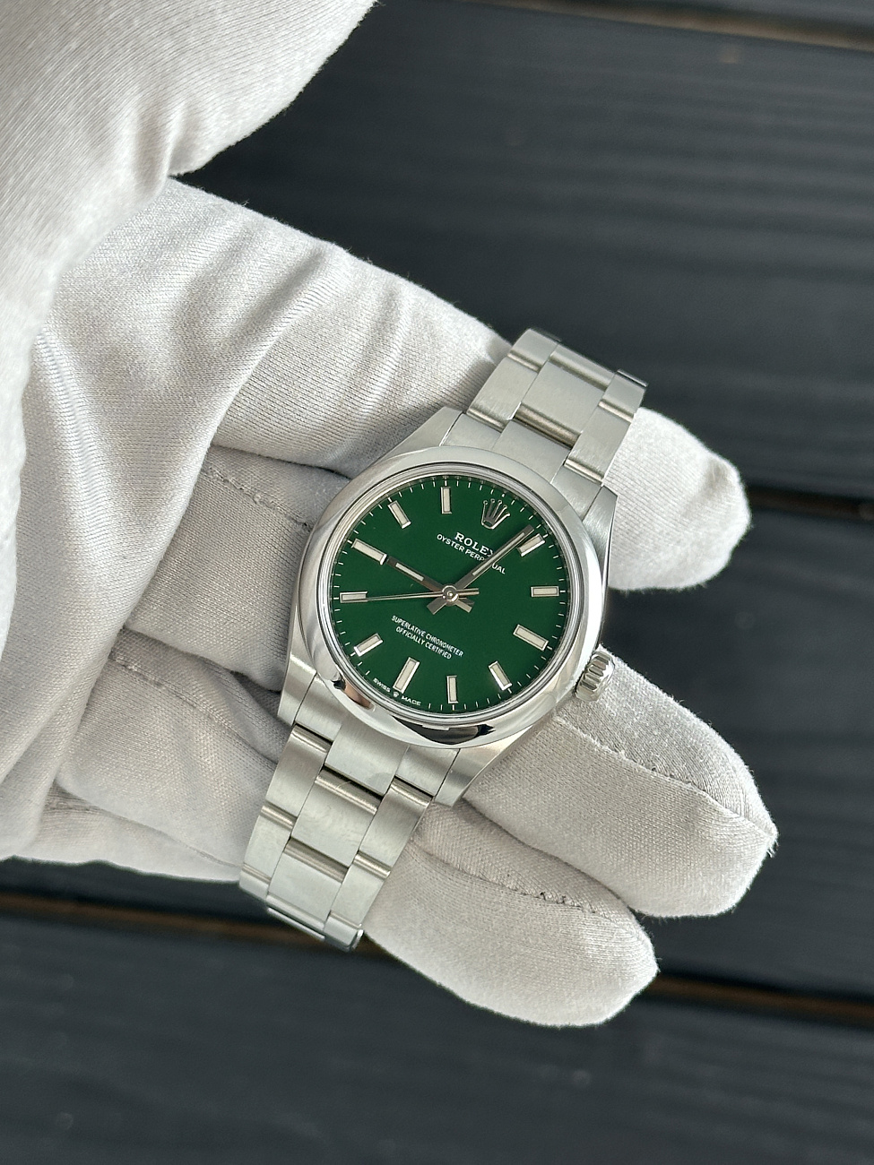 Часы Rolex  Oyster Perpetual 31Mm Green Dial  277200
