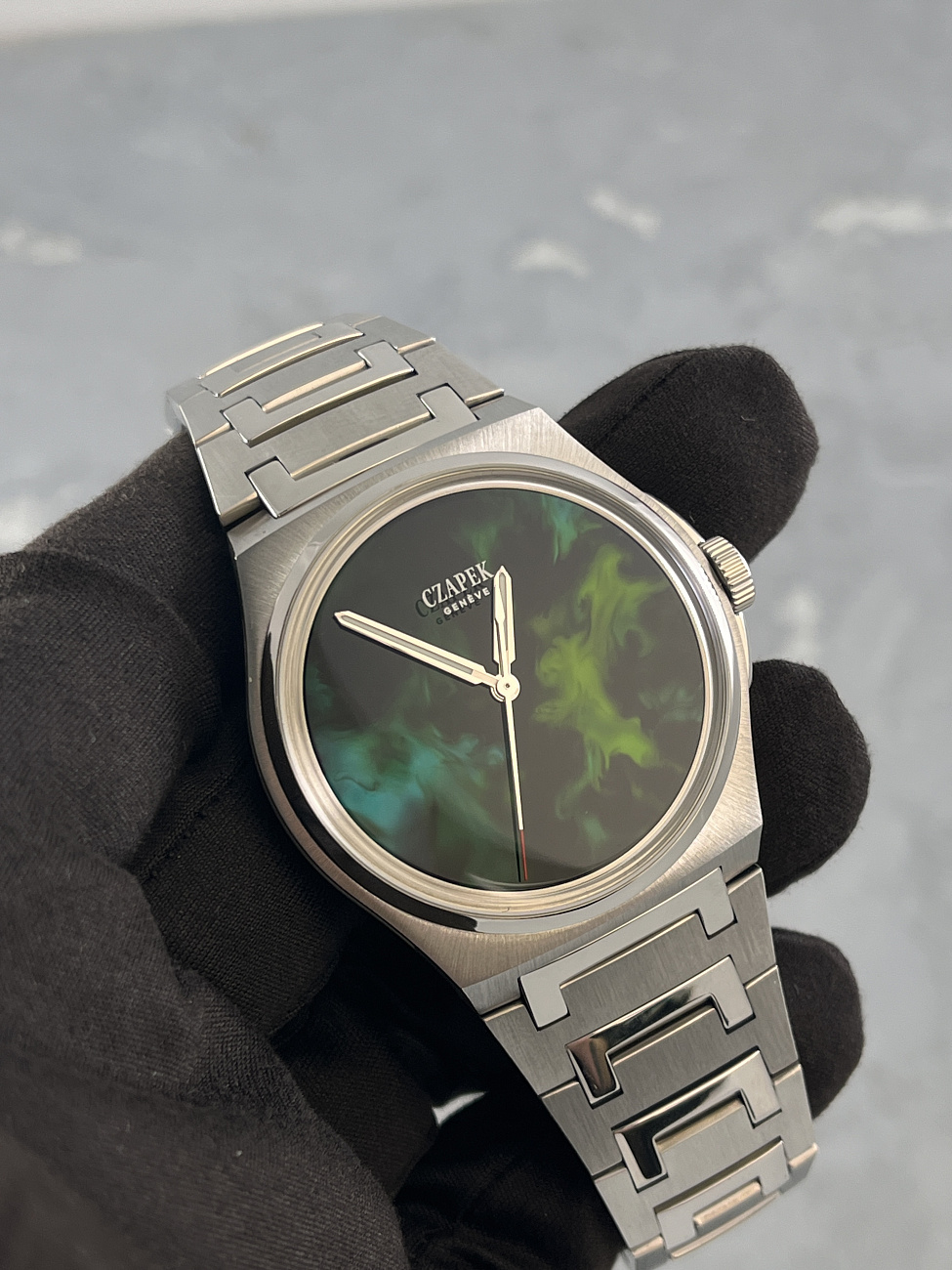 Часы Czapek  Antarctique Green Explosion Limited Edition  ANTARCTIQUE PASSAGE 