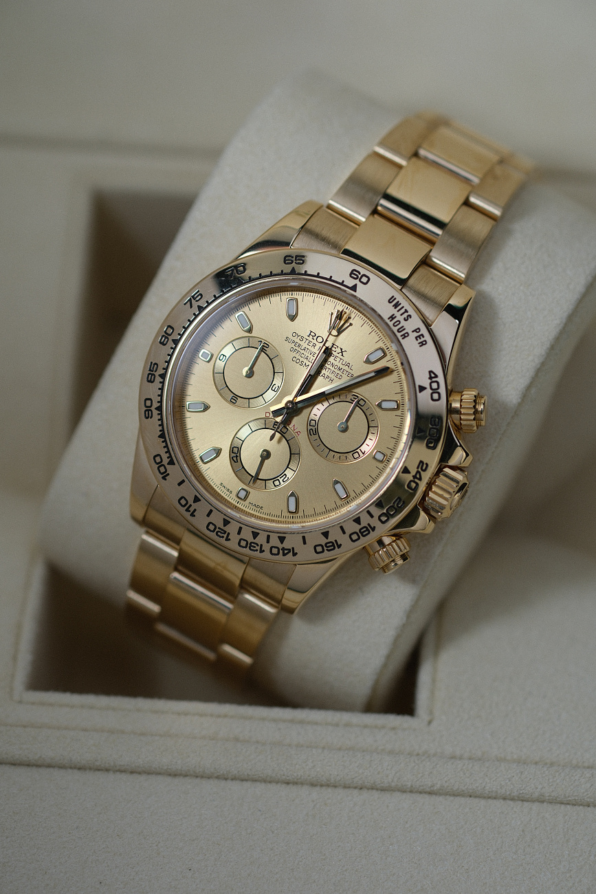 Часы Rolex  Cosmograph Daytona 40Mm Yellow Gold  116508