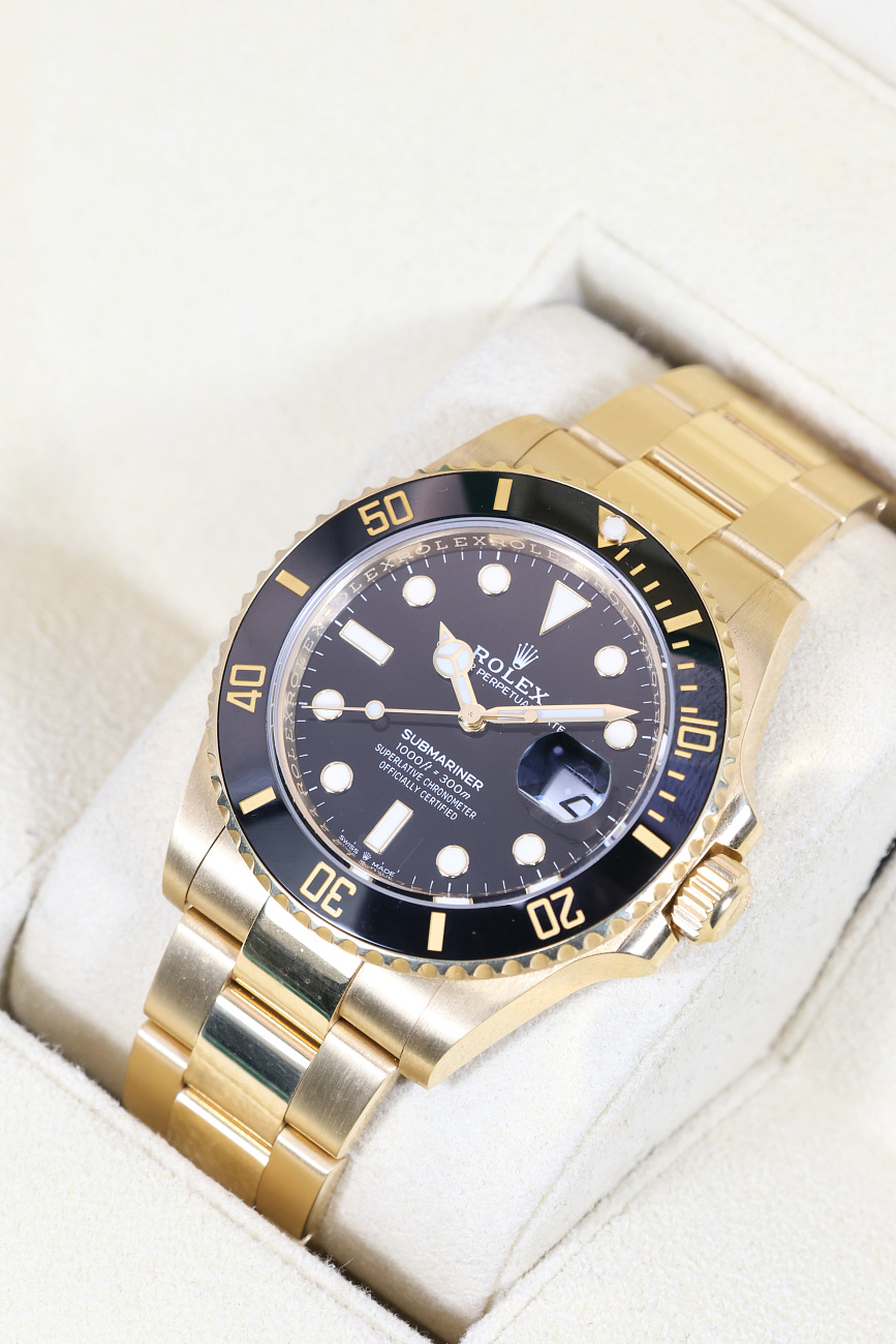Часы Rolex  Submariner Date Oyster Perpetual  126618LN