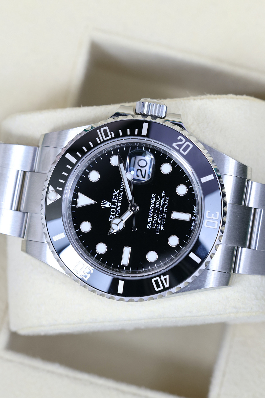 Часы Rolex  Oyster Perpetual Submariner Date  126610LN