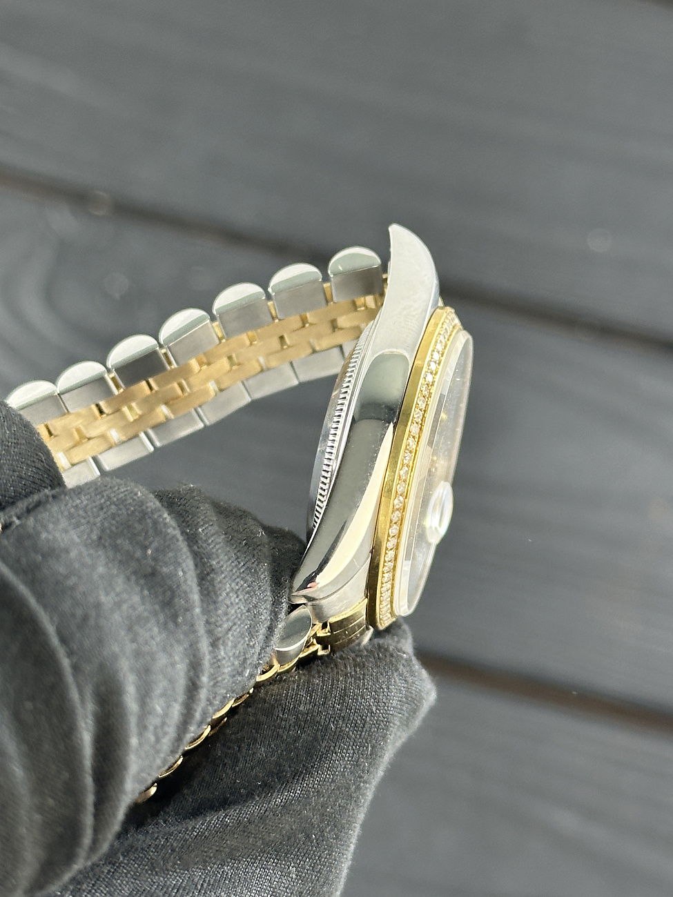 Часы Rolex  Datejust 36Mm Mop Dial Custom Diamonds  16233