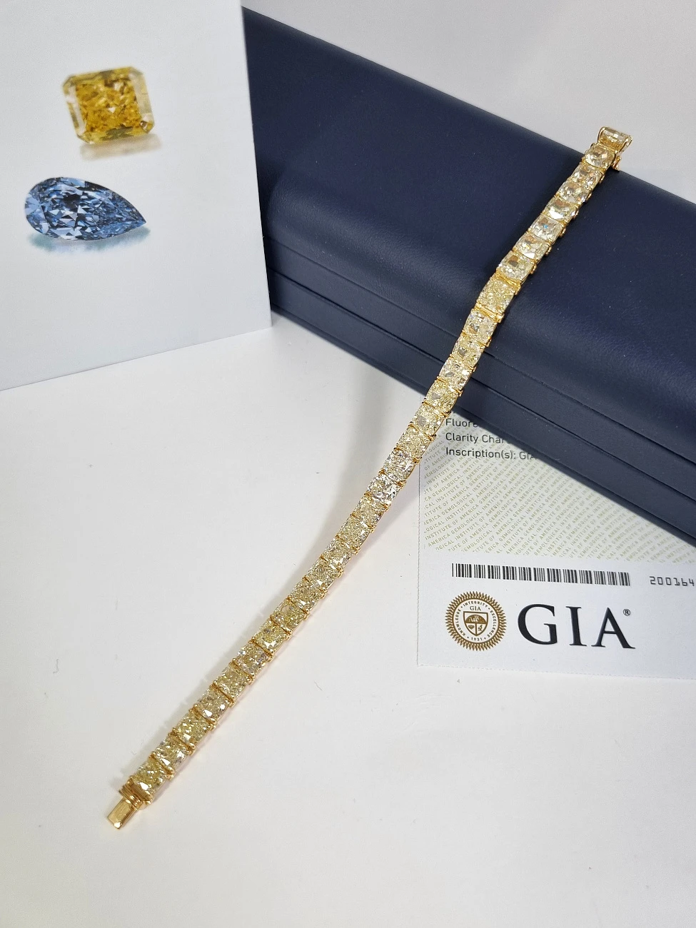 Украшение GIA  Браслет с бриллиантами 30,60 ct.   