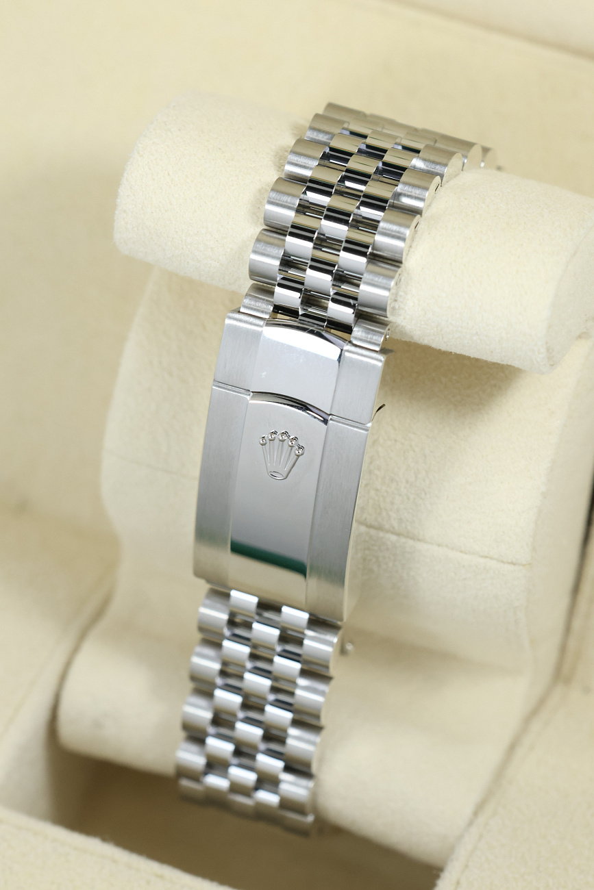 Часы Rolex  Oyster Perpetual Datejust 41 Mm Dark Rhodium  126300