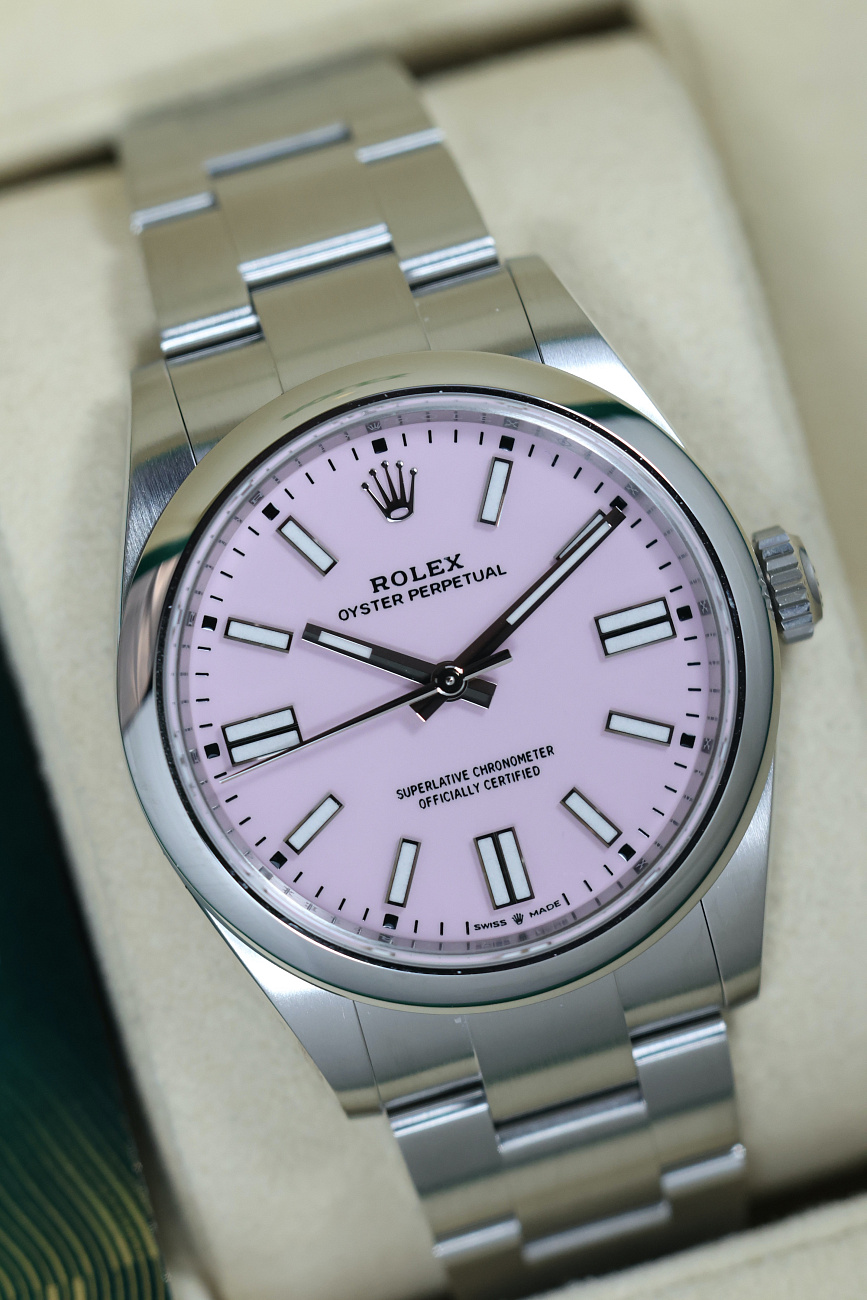 Часы Rolex  Oyster Perpetual 41 Mm Candy Pink Dial New Model  134300