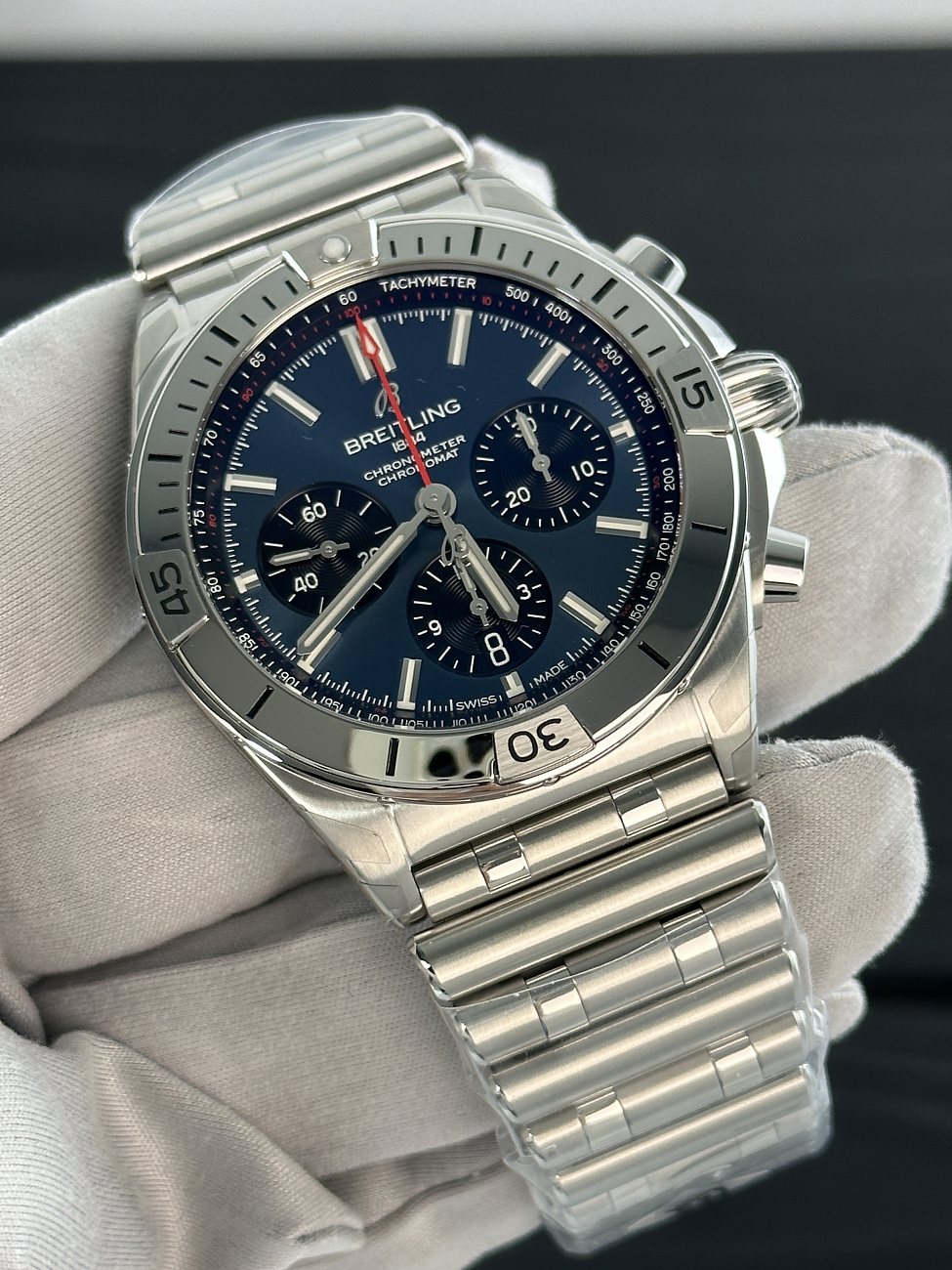 Breitling в наличии в Москве в &quot;Мануфактуре&quot;! 