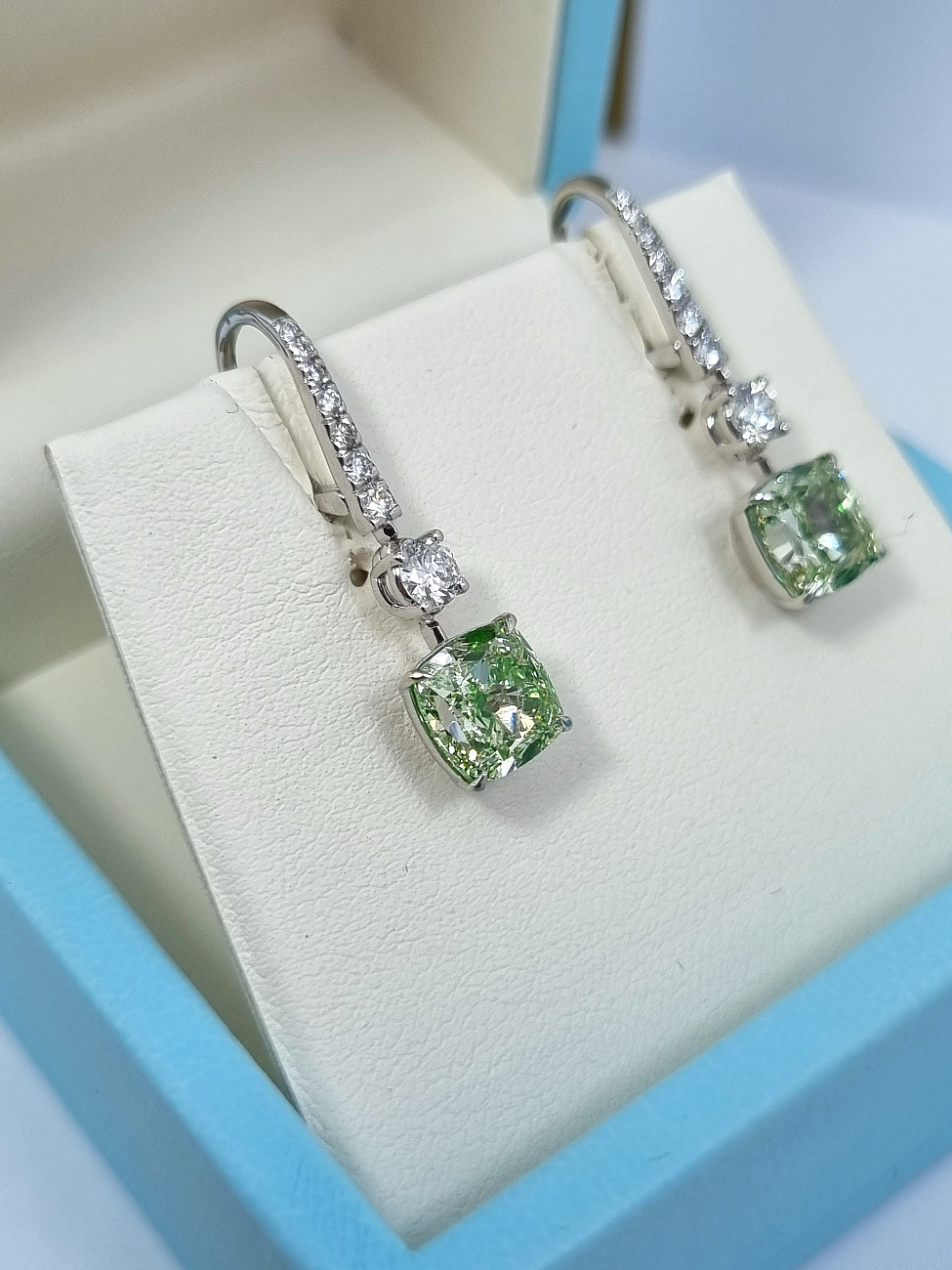 Украшение NO NAME  Серьги С Бриллиантами 2,51/2,61 Ct.   