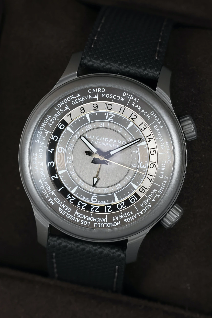 Часы Chopard  L.U.C Time Traveler One Black  168574-3008 
