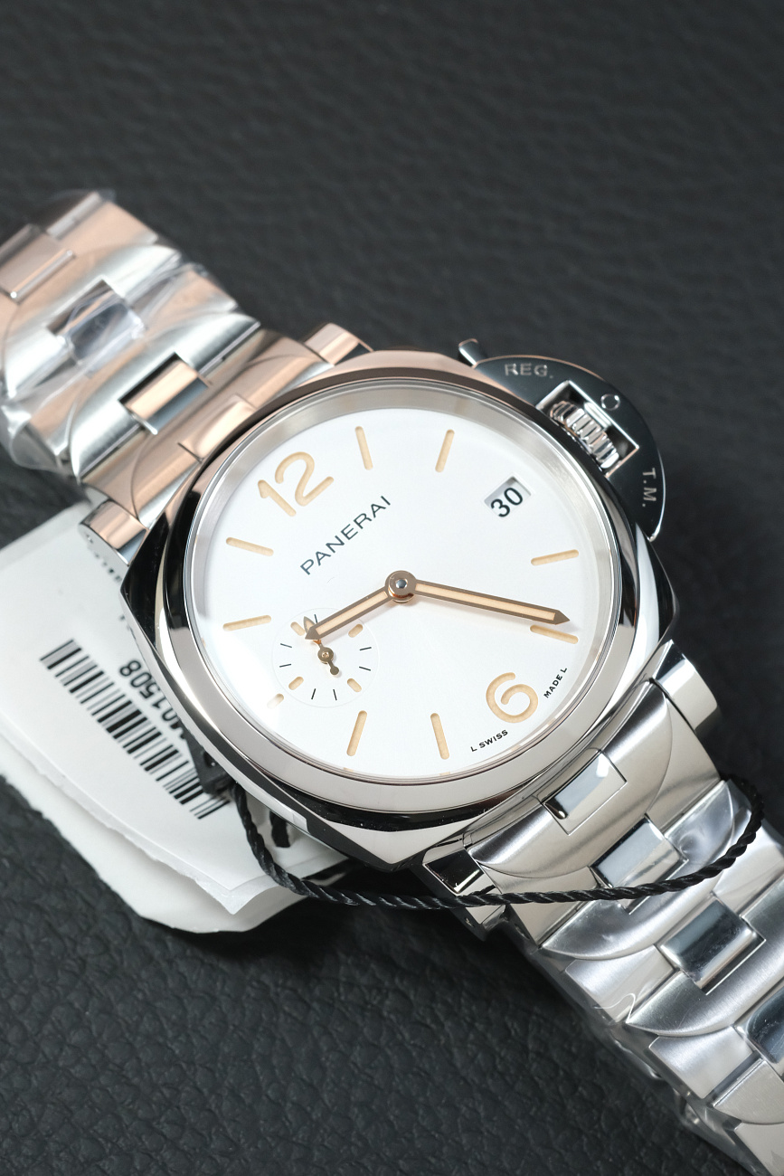 Часы Panerai  Luminor Due 38 Mm White Sun-Brushed Dial  PAM01508