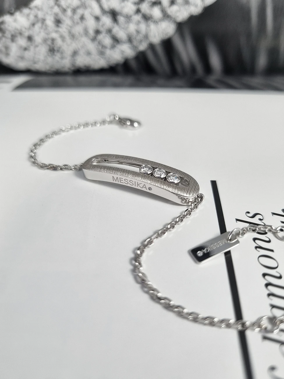 Украшение Messika  Move Classique Ciselé Bracelet  Move Classique Ciselé Bracelet 14586-WG 