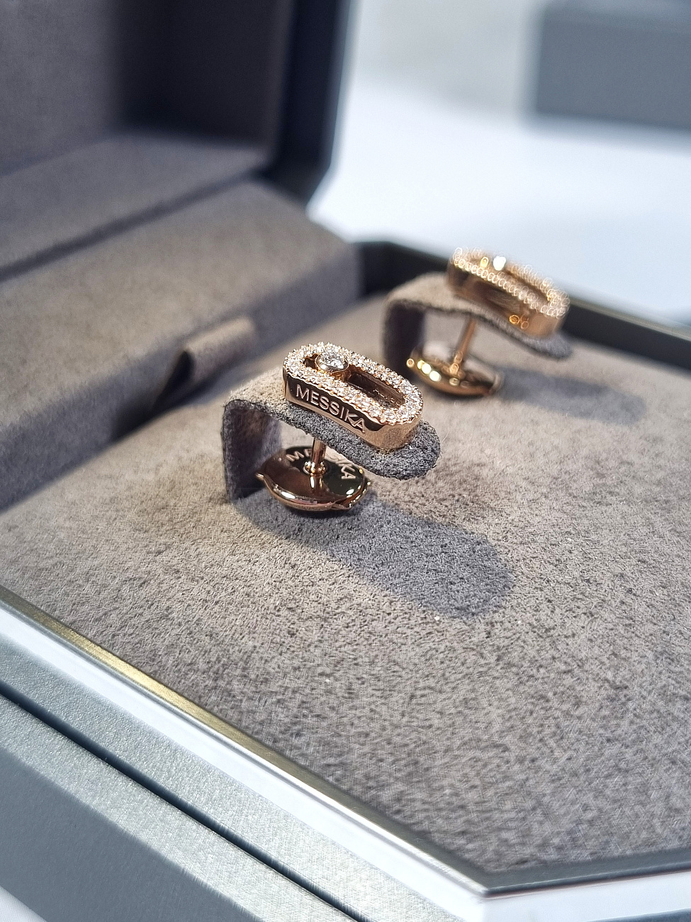 Украшение MESSIKA  Puces Move Uno  Move Uno diamond earrings 5634 