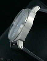 Часы Panerai  Luminor Base 8 Days  PAM00562