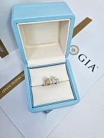 Украшение GIA  Кольцо с бриллиантами 1,50/1,52 ct.   