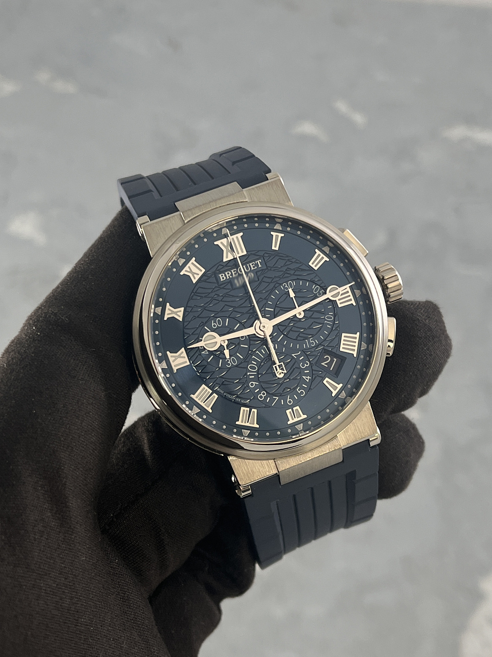 Часы Breguet  Marine Chronograph White Gold Blue Dial  5527BB/Y2/5WV